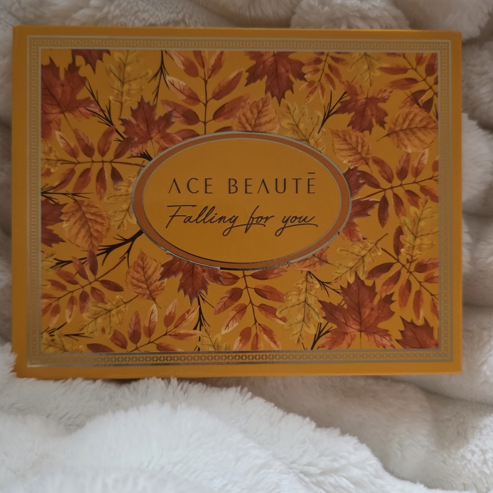 Ace Beauté Autumn Leaf Palette